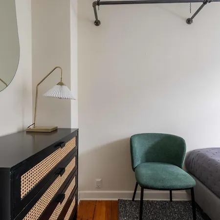 Lägenhet Cozy Next To The Metro Köpenhamn