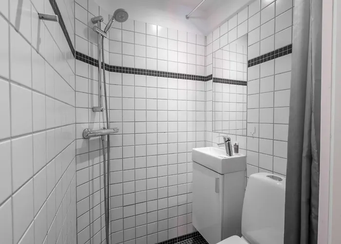 Apartment Cozy Next To The Metro